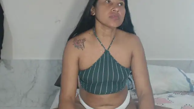 PERLA BLACK  online show from 01/07/26, 05:32