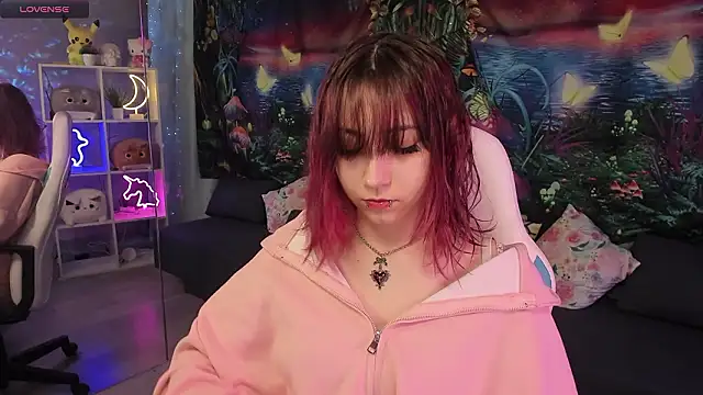 ClaraParks online show from 02/27/26, 06:41