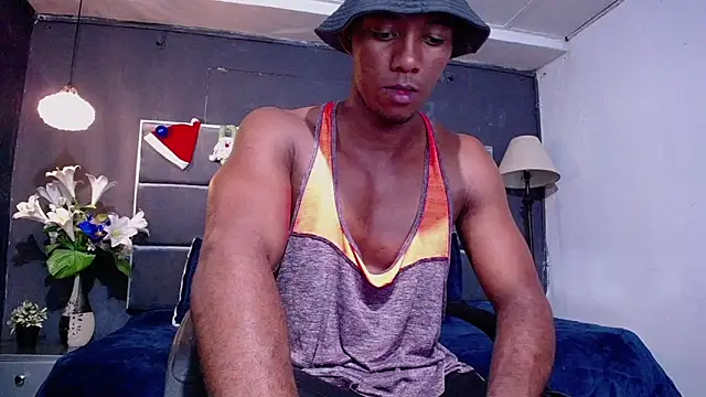 blackbignude online show from 12/21/25, 01:35