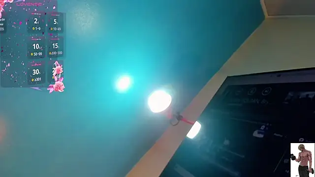 Dahlia Moss online show from 09/30/25, 03:22