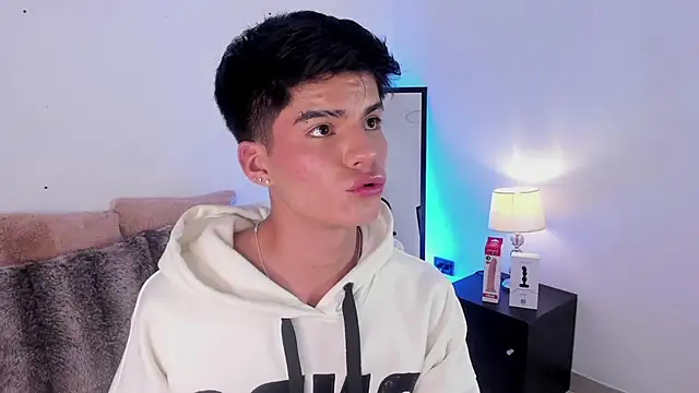 Dulcey  online show from 09/22/25, 06:04