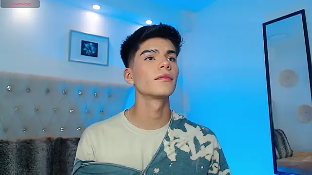 Dulcey  online show from 10/01/25, 05:24