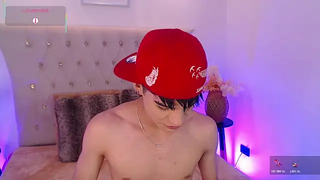 Dulcey  online show from 11/22/25, 04:44