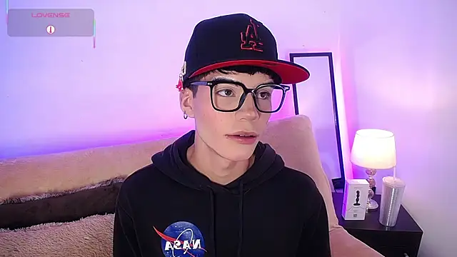 Dulcey  online show from 01/07/26, 04:26