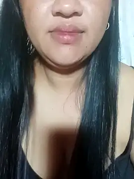 hotolivia34 online show from 10/21/25, 06:30