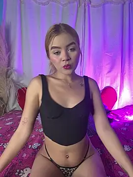 Snapshot of Miaa_rosses3 chatting on 02/17/26, 02:08 Miaa rosses3 online show from 02/17/26, 02:08