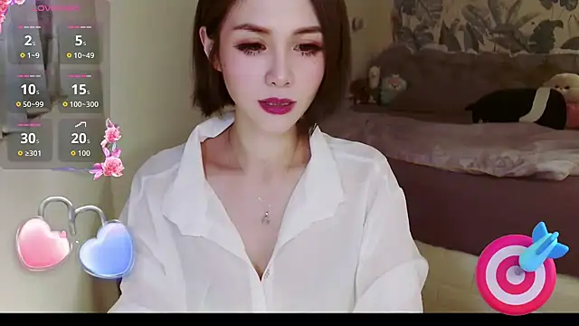 Snapshot of maya057000 chatting on 11/05/25, 06:08 maya057000 online show from 11/05/25, 06:08