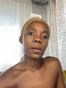 prettydollyy online show from 03/25/26, 07:58