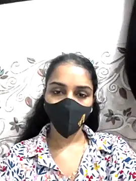 Snapshot of Zoya_G chatting on 09/11/25, 11:21 Zoya G online show from 09/11/25, 11:21