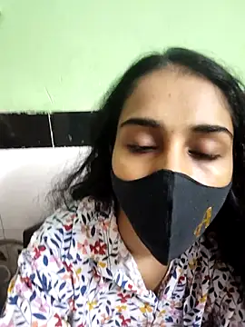 Snapshot of Zoya_G chatting on 02/24/26, 10:13 Zoya G online show from 02/24/26, 10:13