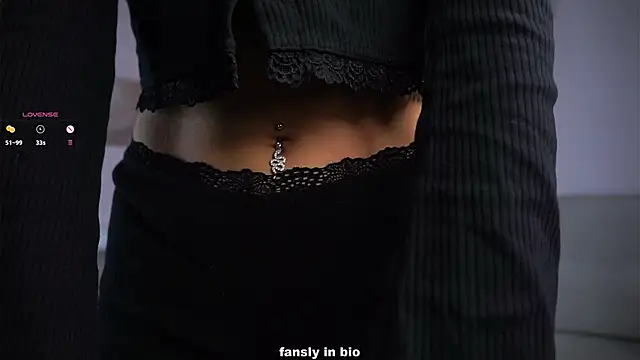 EleneButton online show from 11/12/25, 01:17