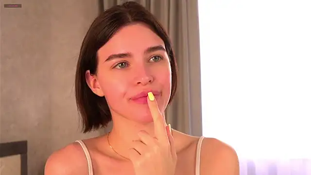 EleneButton online show from 03/31/26, 01:18