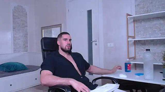 IvanHydee online show from 09/12/25, 04:45