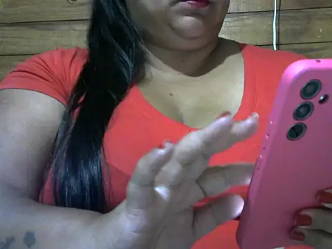 Snapshot of MARRENTINHA34 chatting on 09/21/25, 06:42 MARRENTINHA34 online show from 09/21/25, 06:42