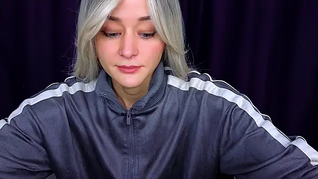 Snapshot of thief_of_hearts chatting on 10/02/25, 11:34 thief of hearts online show from 10/02/25, 11:34