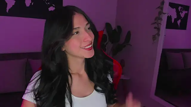 ZoeValencia1 online show from 04/25/26, 08:50