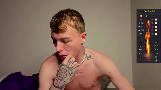 callmealexthx online show from 09/21/25, 07:26