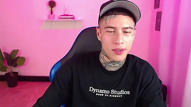 setthomas online show from 11/26/25, 08:43