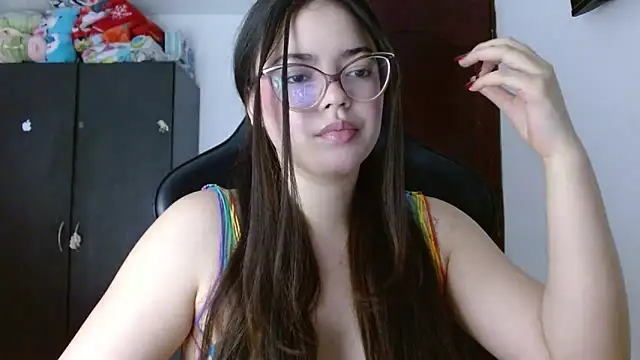 Valentina2390 online show from 05/12/26, 02:52