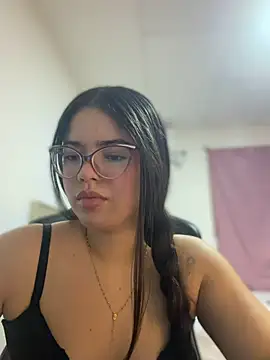 Valentina2390 online show from 06/29/26, 02:51