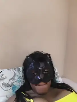 Snapshot of DuCreu chatting on 10/21/25, 02:29 DuCreu online show from 10/21/25, 02:29