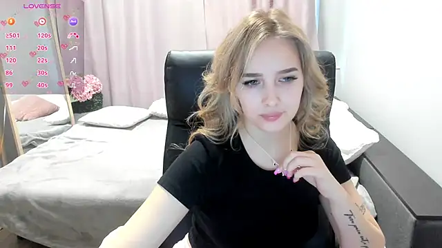 TaisiaHot online show from 02/25/26, 09:08