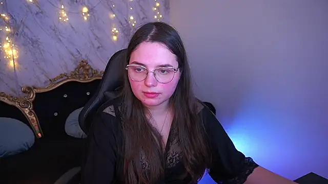 SophieDreamss online show from 02/04/26, 10:04