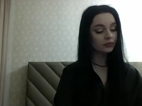 Snapshot of Lulii24 chatting on 02/07/26, 12:14 Lulii24 online show from 02/07/26, 12:14