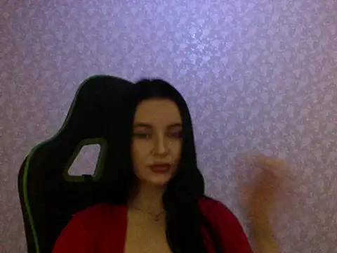 Snapshot of Lulii24 chatting on 03/20/26, 10:03 Lulii24 online show from 03/20/26, 10:03