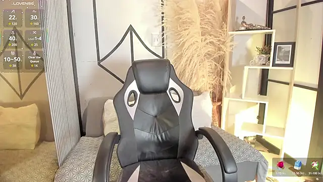 AdharaSweet1  online show from 04/02/26, 08:34