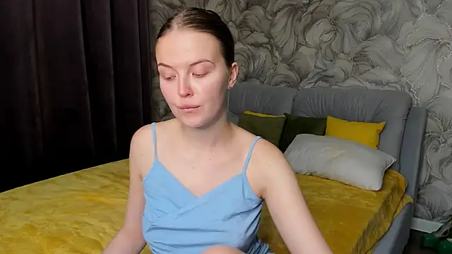 LaurennHill online show from 11/10/25, 12:09