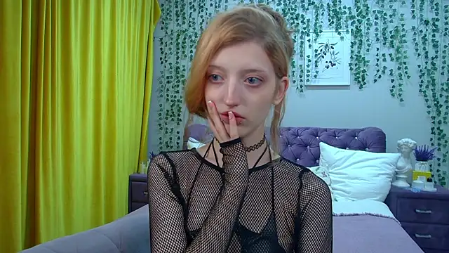 MistyMarlo online show from 10/13/25, 06:19