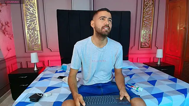 magnus serket online show from 09/29/25, 11:37