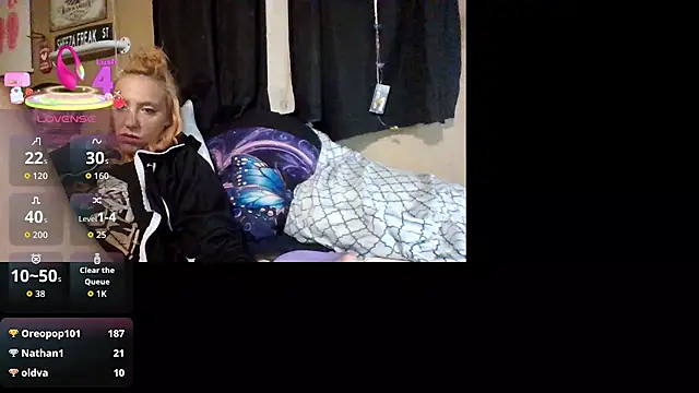 Snapshot of flavi1996 chatting on 10/11/25, 07:07 flavi1996 online show from 10/11/25, 07:07