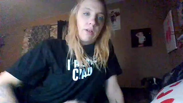 Snapshot of flavi1996 chatting on 10/24/25, 01:40 flavi1996 online show from 10/24/25, 01:40