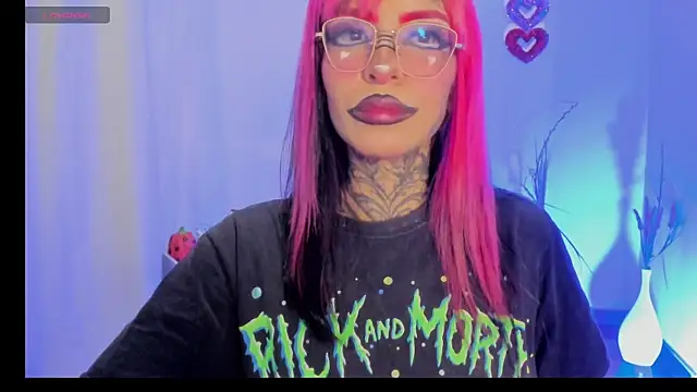 Snapshot of Nickidoll66- chatting on 10/03/25, 07:38 Nickidoll66- online show from 10/03/25, 07:38