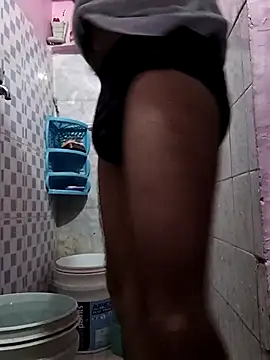 Snapshot of lust_lovee chatting on 11/28/25, 06:38 lust lovee online show from 11/28/25, 06:38