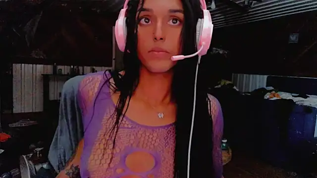 Snapshot of HTXBBY3130 chatting on 10/02/25, 12:45 HTXBBY3130 online show from 10/02/25, 12:45