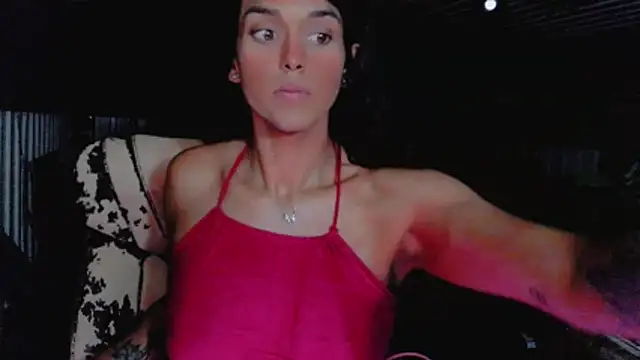 Snapshot of HTXBBY3130 chatting on 10/17/25, 02:26 HTXBBY3130 online show from 10/17/25, 02:26