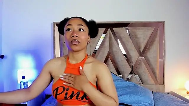 Snapshot of Katy_ortiiz chatting on 09/16/25, 11:44 Katy ortiiz online show from 09/16/25, 11:44