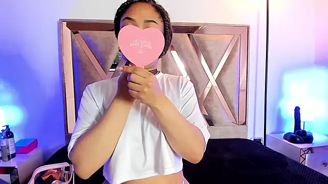 Snapshot of Katy_ortiiz chatting on 11/13/25, 11:42 Katy ortiiz online show from 11/13/25, 11:42