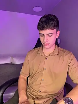 AdrianRinaldi online show from 03/11/26, 08:04