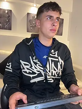 AdrianRinaldi online show from 03/16/26, 08:02