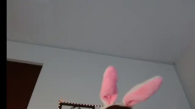 Carolinagarcia12345 online show from 10/04/25, 04:54