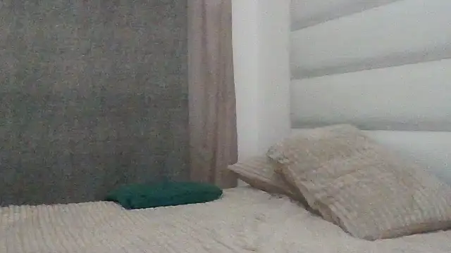 Snapshot of SexyNonnyy chatting on 10/01/25, 06:03 SexyNonnyy online show from 10/01/25, 06:03