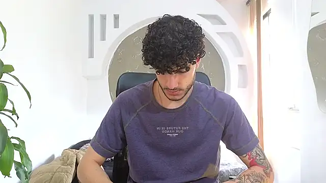 Rafael Mendezz online show from 09/30/25, 08:25