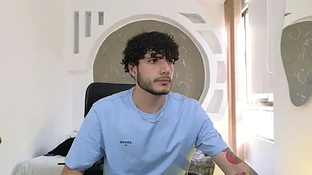 Rafael Mendezz online show from 10/31/25, 08:21