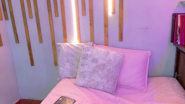 Jennifer Vega1 online show from 09/22/25, 09:50