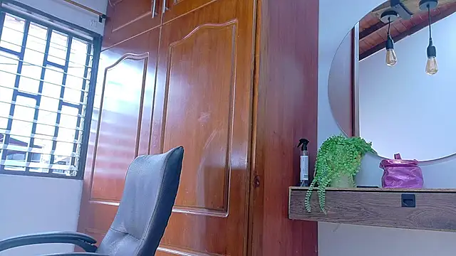 Jennifer Vega1 online show from 04/12/26, 07:30