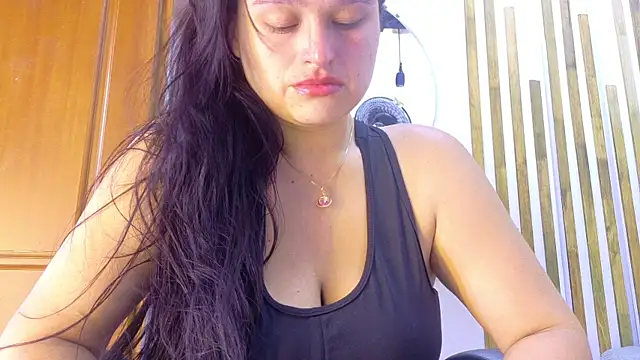 Jennifer Vega1 online show from 05/19/26, 08:48